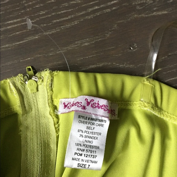 NEW Cutest dress size 7 never worn Make an offer - Picture 4 of 4